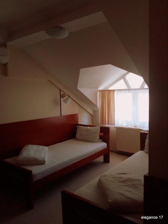 Accommodation Elegance Nis Exterior photo