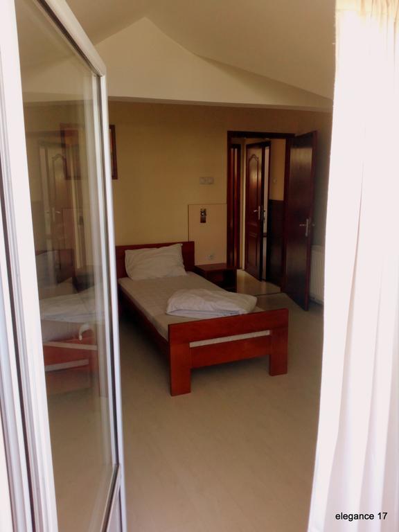Accommodation Elegance Nis Exterior photo