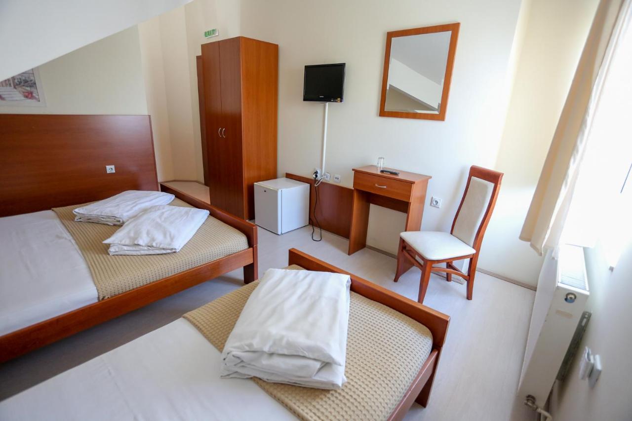 Accommodation Elegance Nis Exterior photo