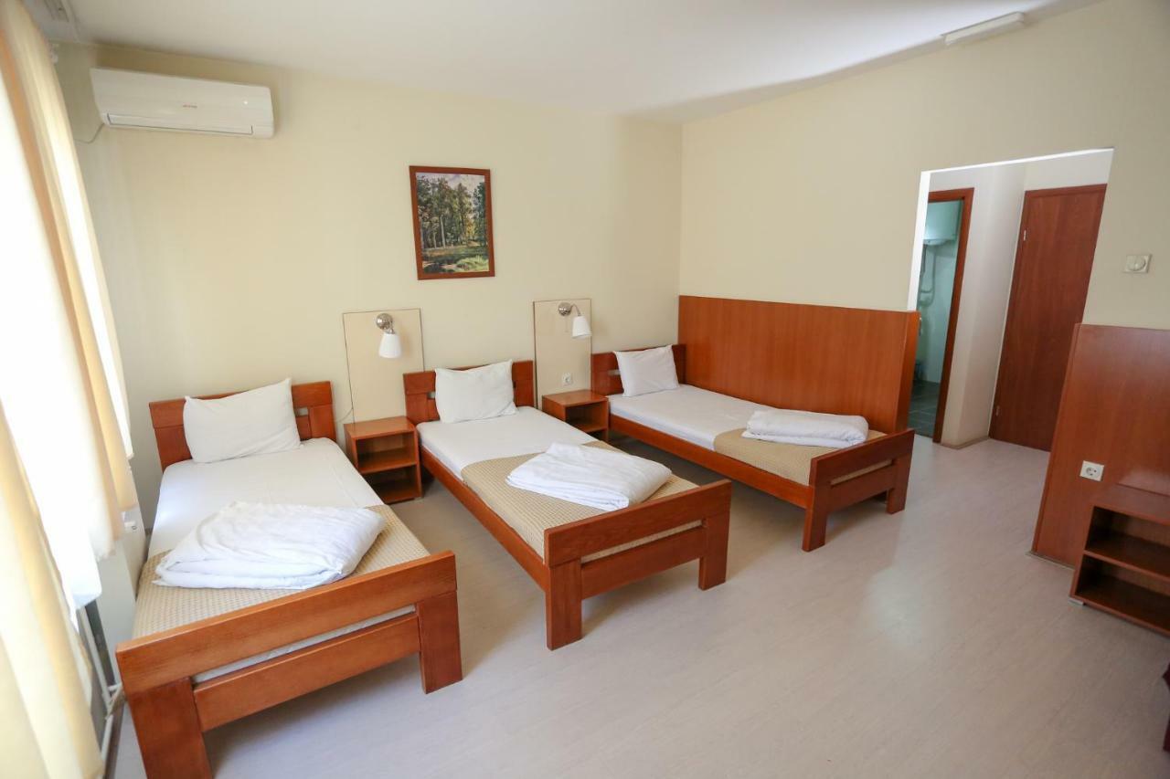 Accommodation Elegance Nis Exterior photo