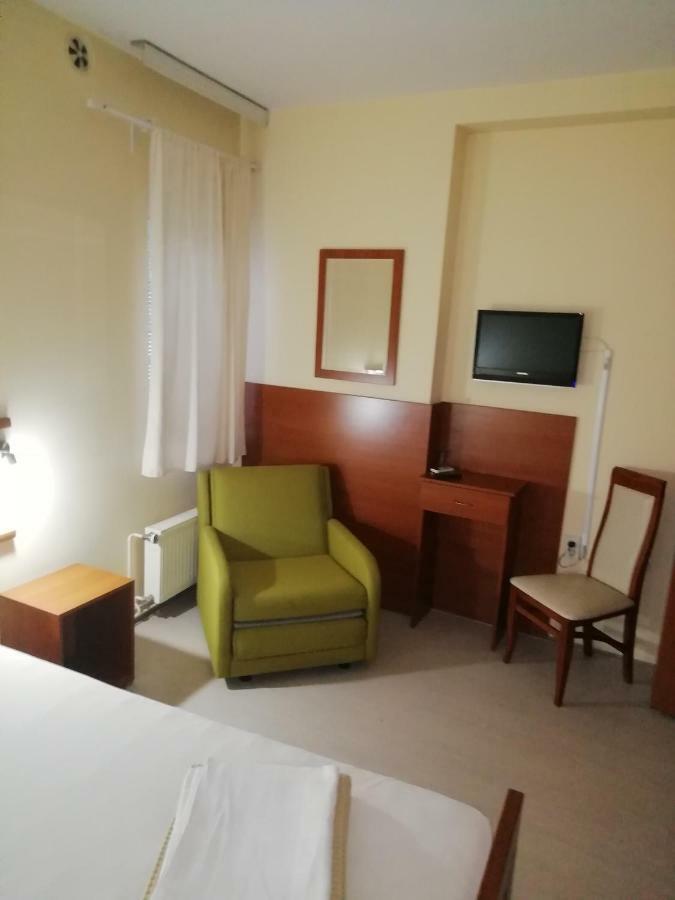 Accommodation Elegance Nis Exterior photo